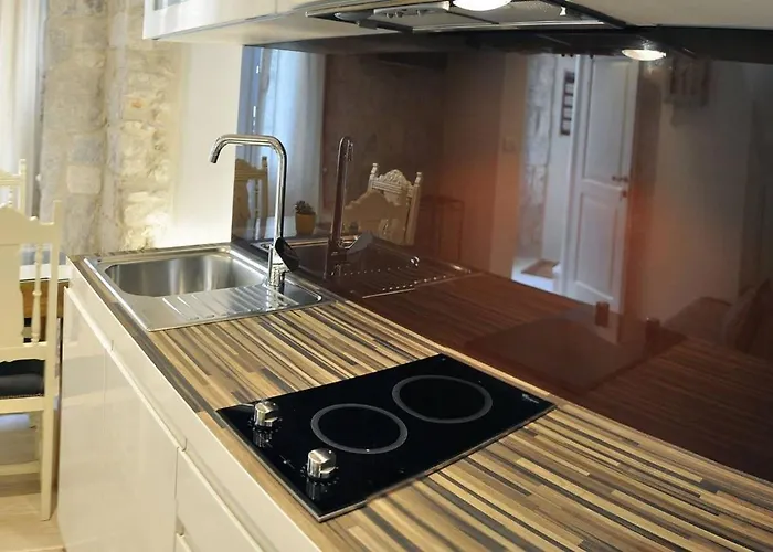 Triple In The Center *